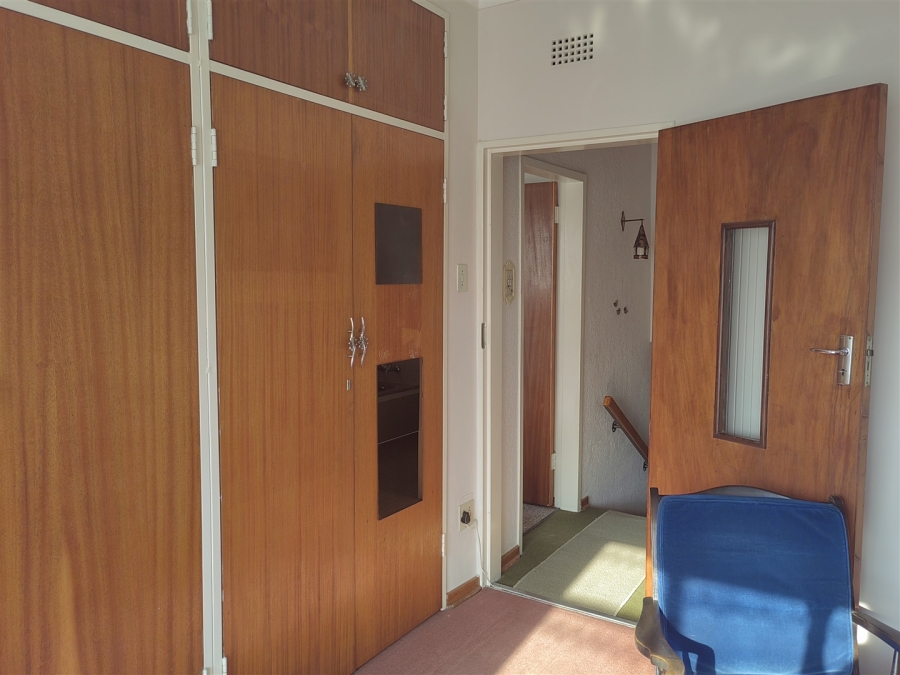 5 Bedroom Property for Sale in Parys Free State